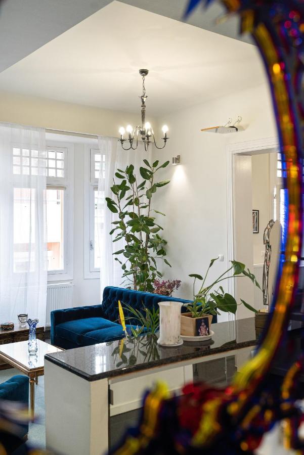 Spacious & Artistic Retro 2Bd Apt With Sauna Atenas Exterior foto