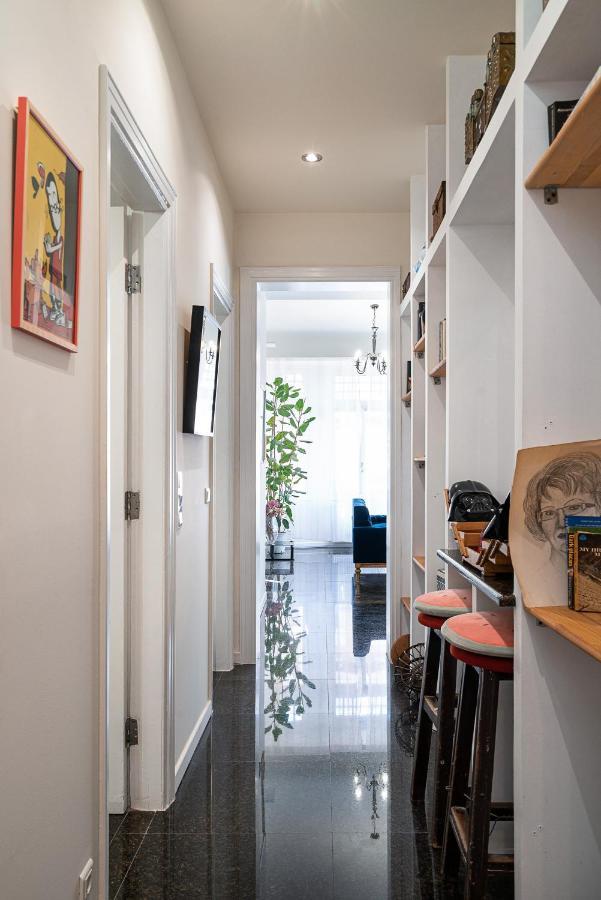 Spacious & Artistic Retro 2Bd Apt With Sauna Atenas Exterior foto